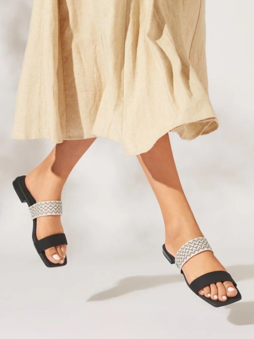 Vivaia Maya Square Toe Women's Lightweight Slide Sandals Size 7-7.5